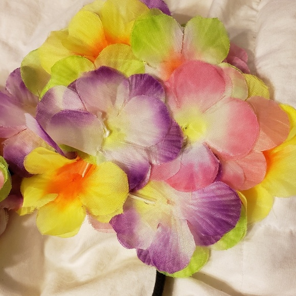 Homemade Mouse Ears, Hawaiian floral headband - Picture 4 of 4